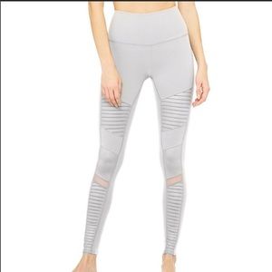 Alo Yoga High Waist Moto Legging/Sz XS/ EUC!